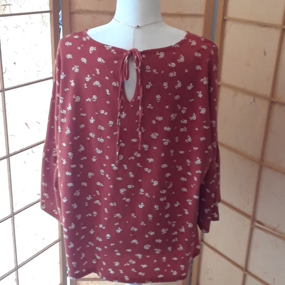 Loren Conrad orange/brown w/ flowers blouse - Picture 2 of 7